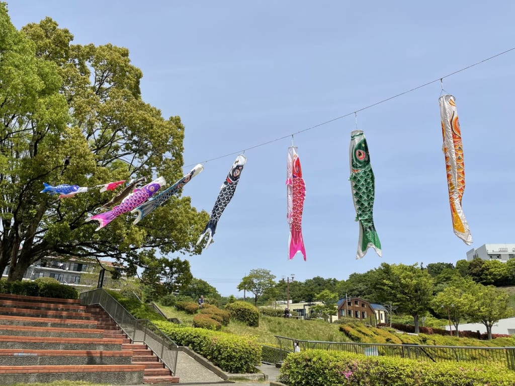 森の里鯉のぼり野外ステージ