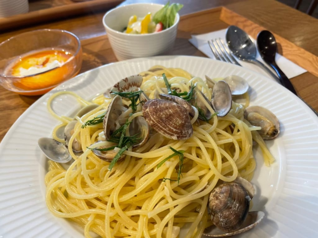 アルバム絵本カフェランチパスタ