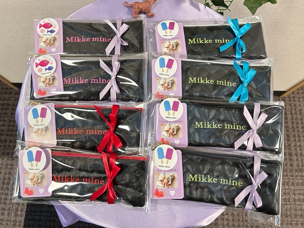 Mikke mine刺繍ペンケース