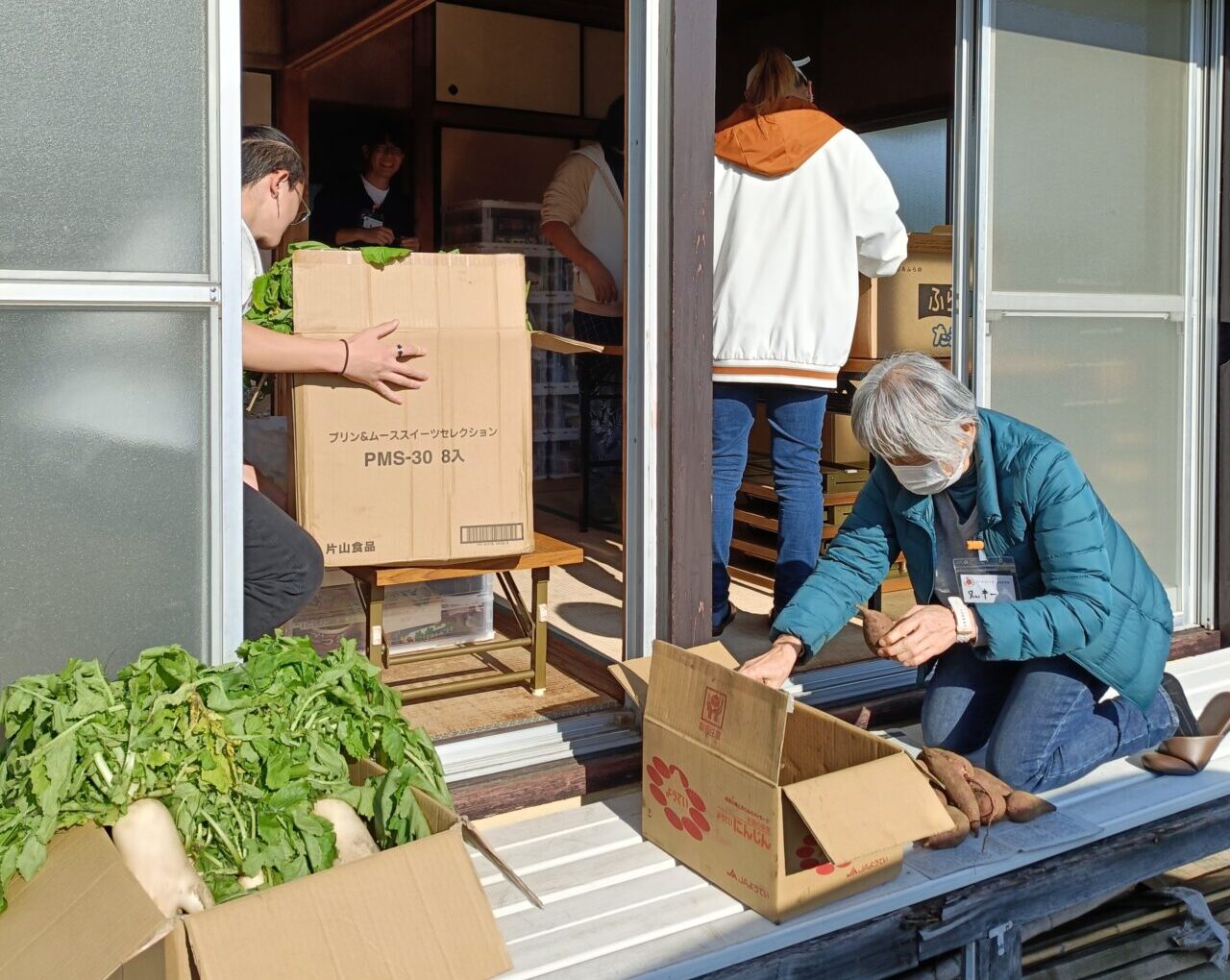 食料品配布会&生活相談会